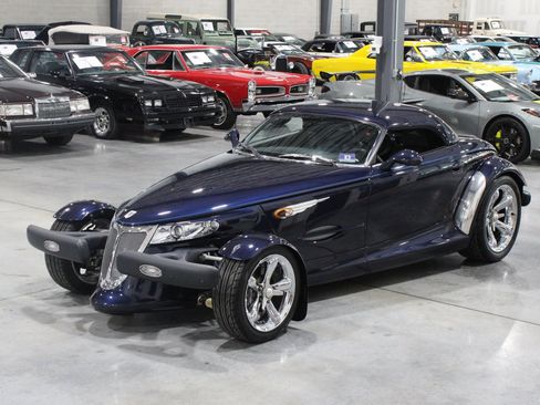 Used 2001 Chrysler Prowler RWD image 29