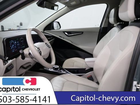 Used 2023 Kia Niro Wind w/ Wind Preserve Package FWD image 12