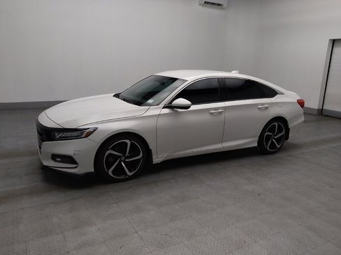 Used 2018 Honda Accord Sport image 2