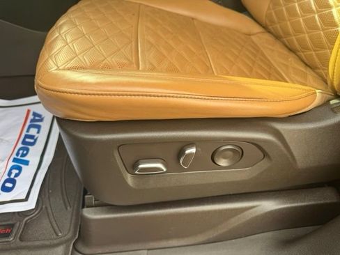 Certified 2023 Cadillac Escalade Premium Luxury w/ LPO, Radiant Package AWD/4WD image 16