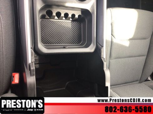 Used 2023 RAM 1500 Big Horn AWD/4WD image 21