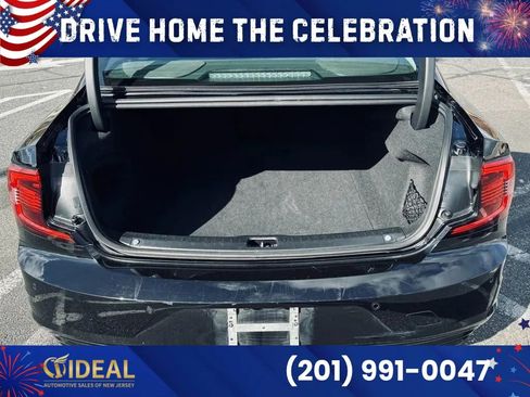 Used 2023 Volvo S90 B6 Plus AWD/4WD image 7
