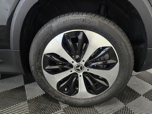 Used 2025 Mercedes-Benz GLB 250 4MATIC image 20