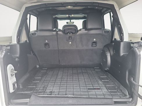 Used 2021 Jeep Wrangler Unlimited Sport image 20