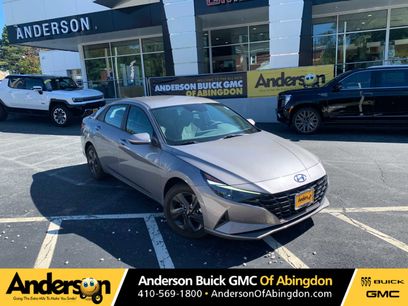 Used 2023 Hyundai Elantra SEL w/ Cargo Package