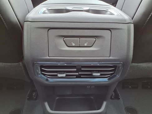 New 2025 GMC Sierra EV Denali image 11