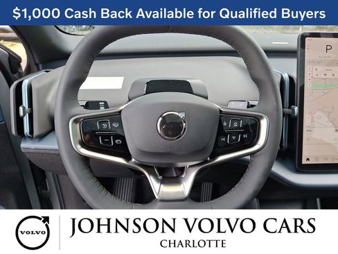 New 2025 Volvo EX30 Plus w/ Protection Package Premier AWD/4WD image 9