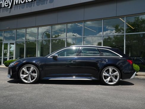 Used 2021 Audi RS 6 w/ Executive Package AWD/4WD image 7