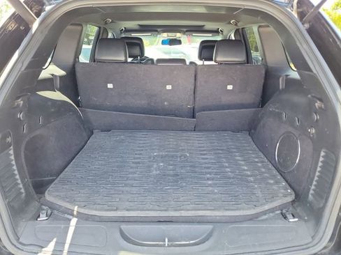 Used 2014 Jeep Grand Cherokee Altitude AWD/4WD image 9