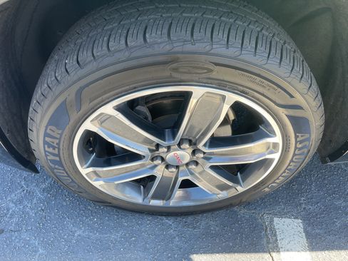 Certified 2019 GMC Acadia Denali FWD image 6