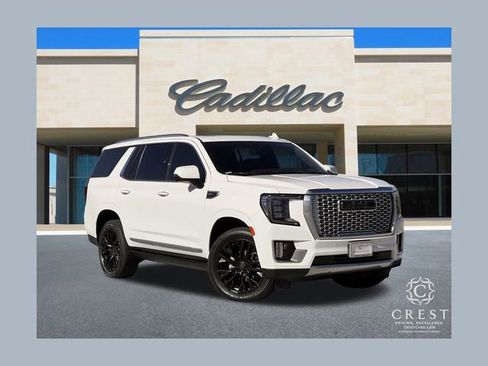 Used 2021 GMC Yukon Denali w/ Denali Premium Package image 1