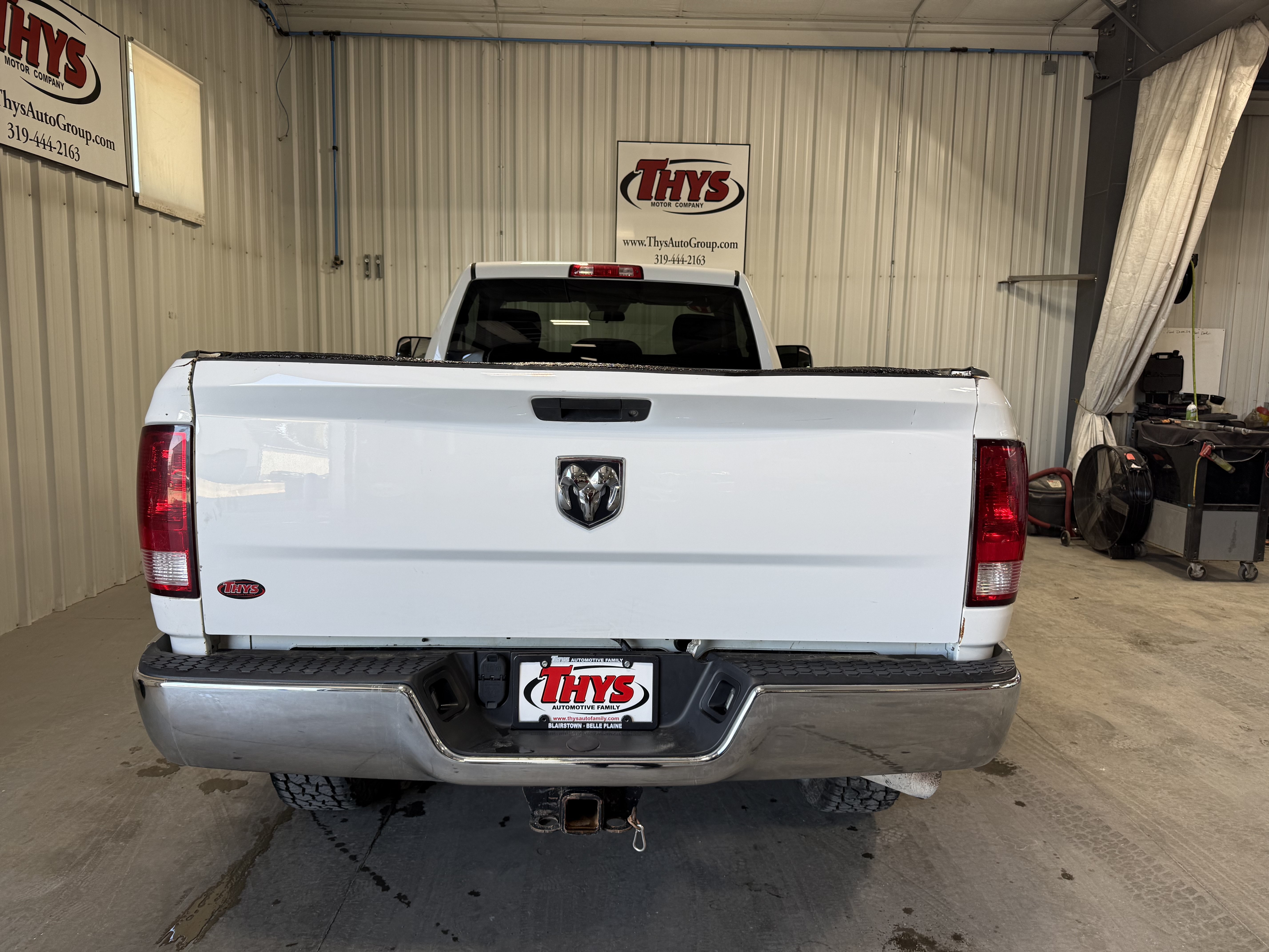 Used 2017 RAM 2500 Tradesman w/ Chrome Appearance Group AWD/4WD image 4