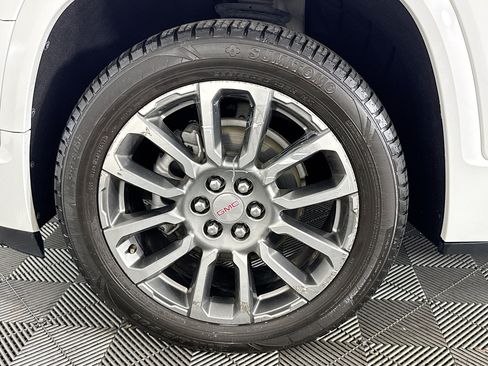 Used 2023 GMC Acadia Denali AWD/4WD image 36