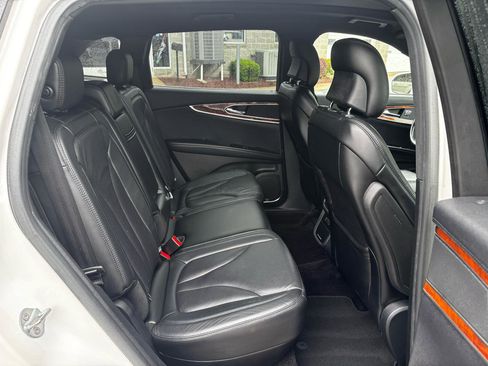 Used 2017 Lincoln MKX Reserve w/ Lincoln MKX Climate Package AWD/4WD image 24