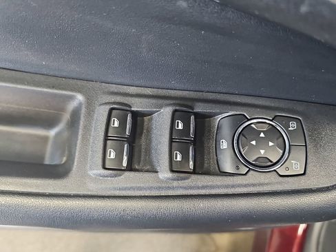 Used 2022 Ford Edge ST-Line AWD/4WD image 27