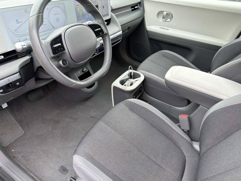 Certified 2024 Hyundai Ioniq 5 SE RWD image 14