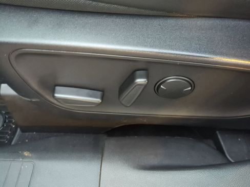 Certified 2023 Ford Escape ST-Line w/ Tech Pack #1 image 17