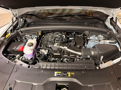 New 2025 Jeep Grand Cherokee L Altitude image 10