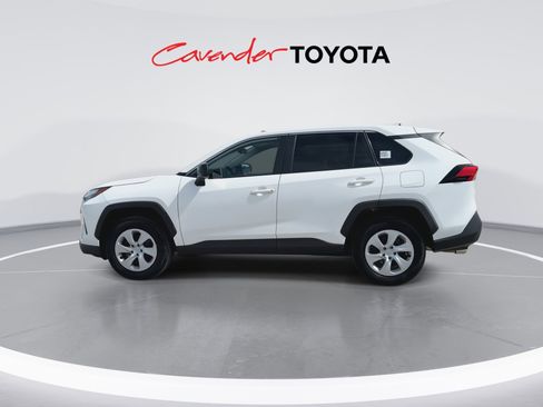 Used 2025 Toyota RAV4 LE FWD image 5