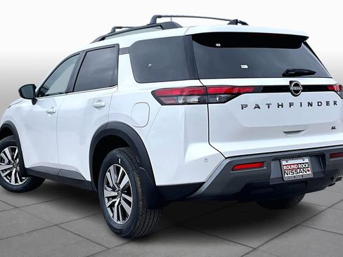 New 2026 Nissan Pathfinder SL image 7