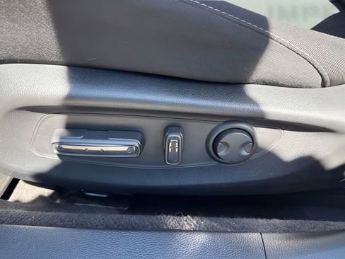 Used 2024 Honda Accord EX image 10
