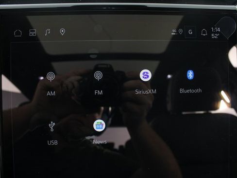 New 2026 GMC Acadia AT4 w/ Luxury Package image 7