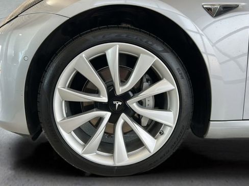 Used 2018 Tesla Model 3 Long Range image 25