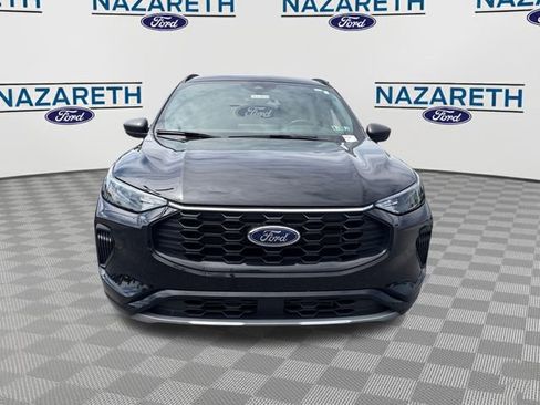 Used 2023 Ford Escape ST-Line w/ Tech Pack #1 AWD/4WD image 2