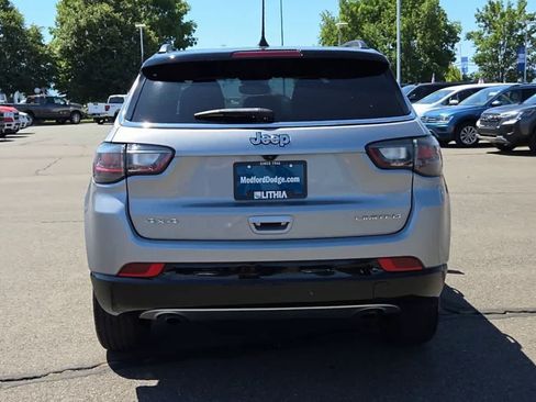 Used 2023 Jeep Compass Limited w/ Elite Group AWD/4WD image 7