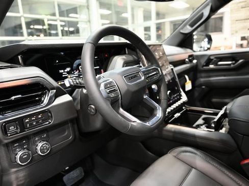 New 2026 GMC Yukon Denali w/ Sun & Power Step Package image 24