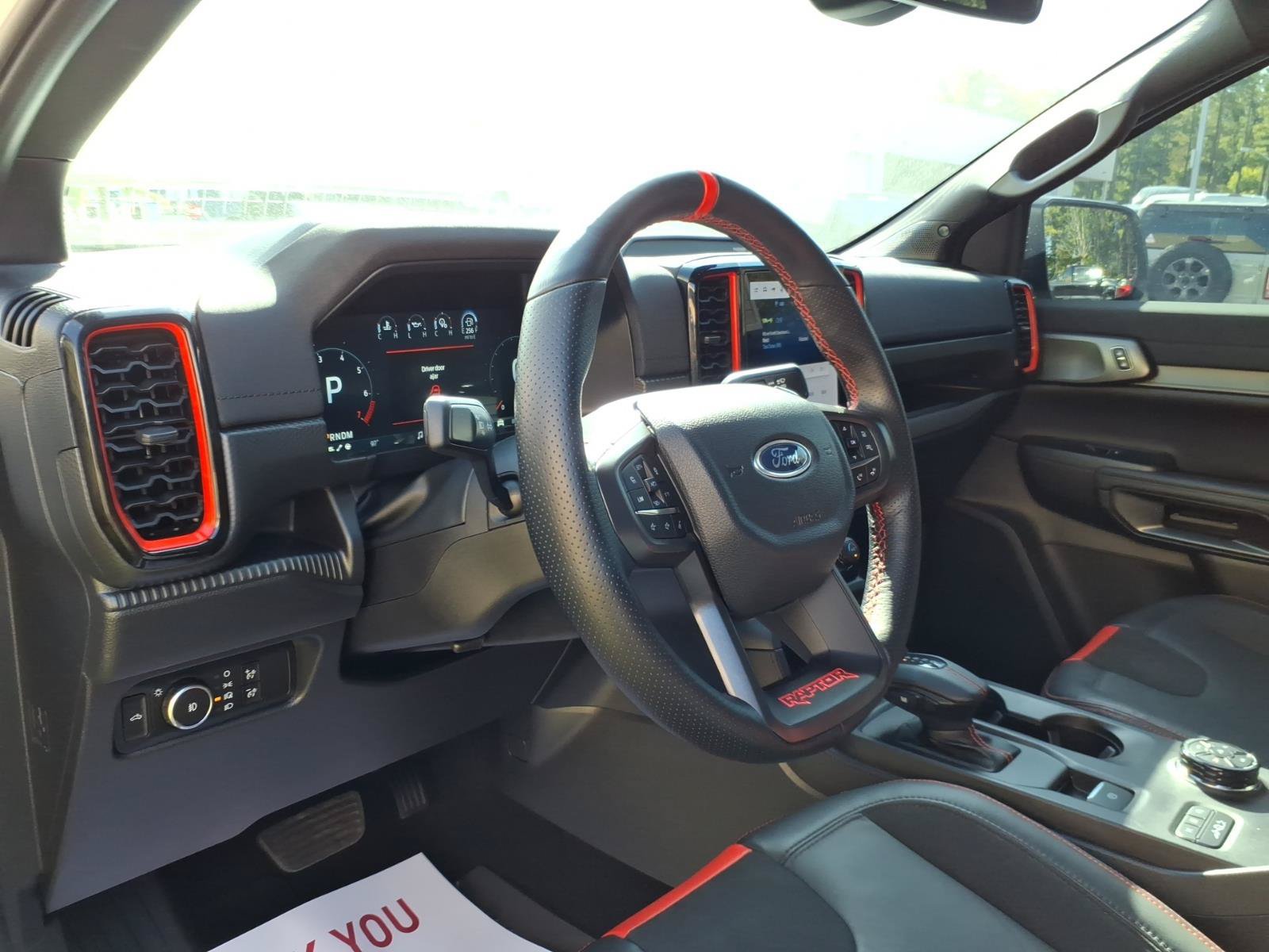 Used 2025 Ford Ranger Raptor AWD/4WD image 19