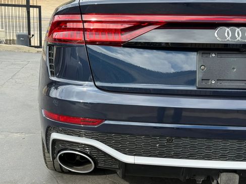 Used 2024 Audi RS Q8 w/ Executive Package image 7