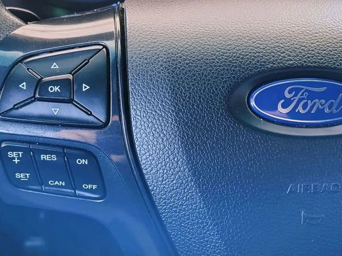Used 2016 Ford Explorer XLT w/ Equipment Group 202A AWD/4WD image 24