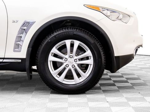 Used 2017 INFINITI QX70 AWD w/ Premium Package image 36