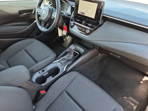 Certified 2025 Toyota Corolla LE FWD image 14