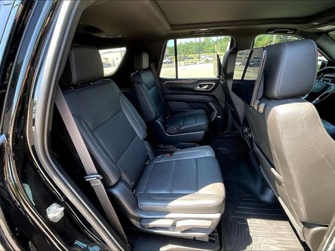 Used 2021 Chevrolet Tahoe Z71 w/ Rear Media and Nav Package AWD/4WD image 23