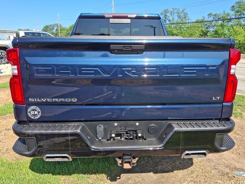 Used 2021 Chevrolet Silverado 1500 LT Trail Boss w/ Convenience Package II AWD/4WD image 5