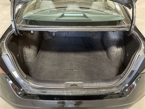 Used 2023 Nissan Altima 2.5 SV image 23