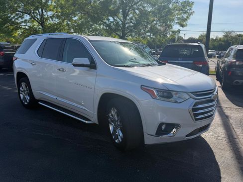 Used 2018 Chevrolet Traverse High Country AWD/4WD image 3