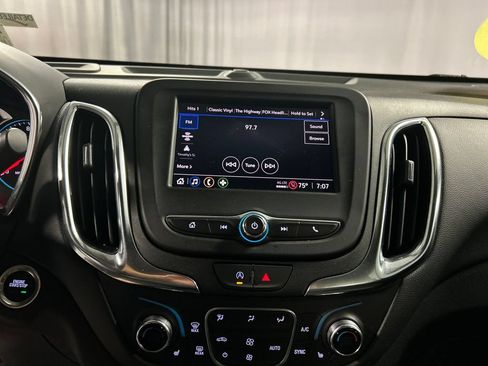 Used 2024 Chevrolet Equinox LT w/ LPO, Floor Liner Package AWD/4WD image 16
