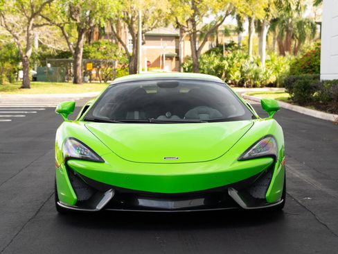 Used 2018 McLaren 570S image 2