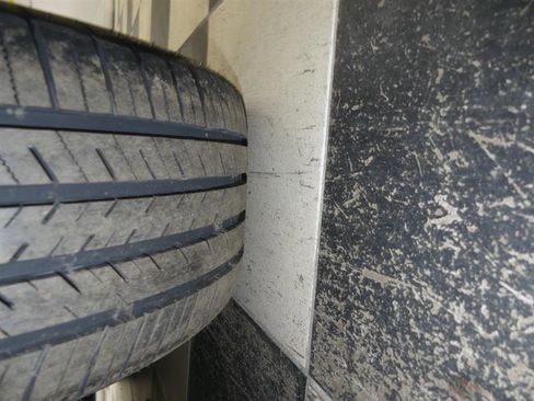 Used 2019 Land Rover Range Rover Velar R-Dynamic HSE image 45