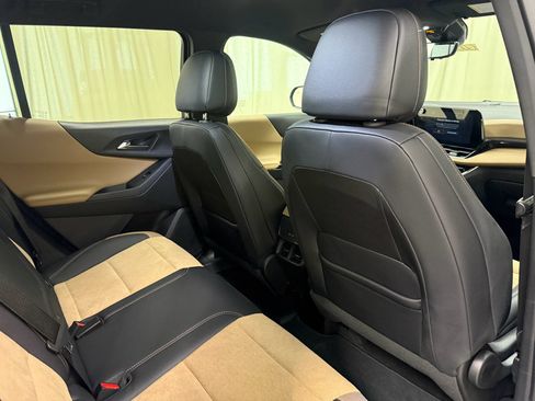 Certified 2025 Chevrolet Equinox ACTIV w/ Safety and Technology Package image 22