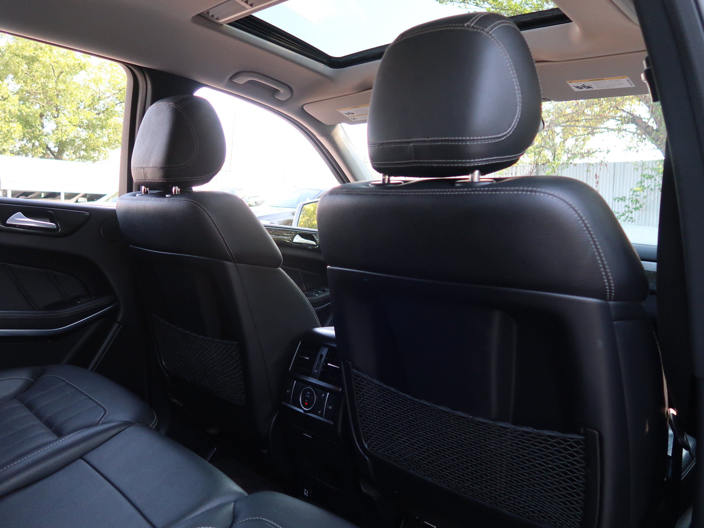 Used 2014 Mercedes-Benz GL 350 BlueTEC 4MATIC image 35
