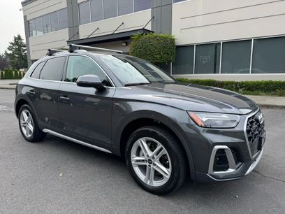 Used 2022 Audi Q5 e Premium w/ Convenience Package