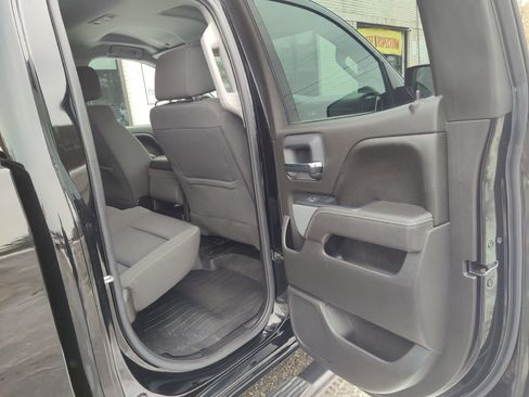 Used 2016 Chevrolet Silverado 1500 LT w/ Midnight Edition image 17