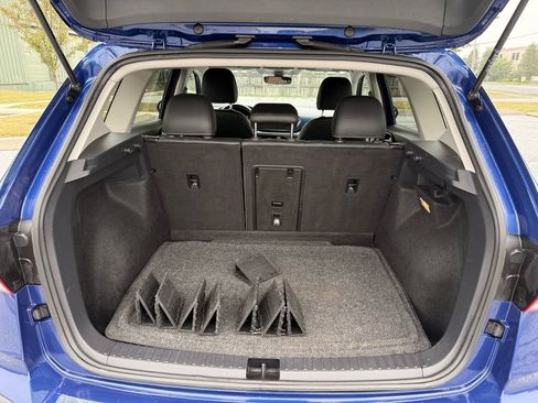 Used 2023 Volkswagen Taos SE image 12