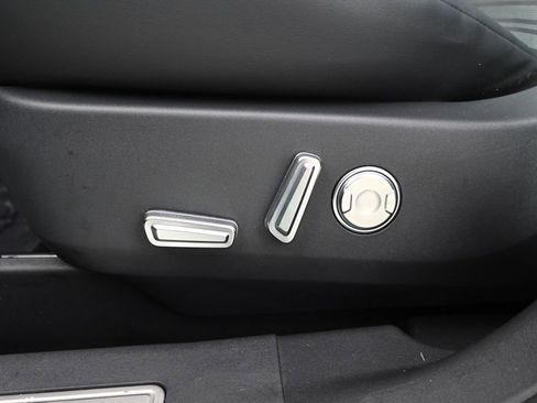 New 2026 Lincoln Nautilus Reserve image 14