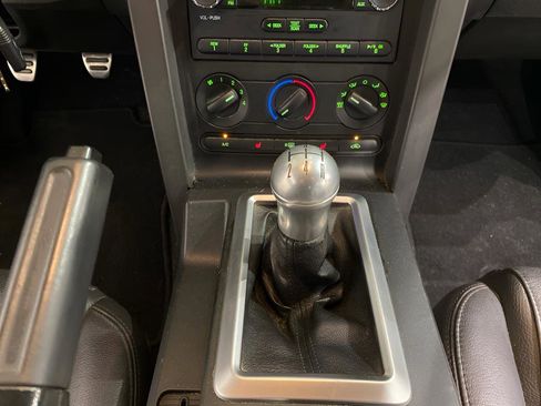Used 2009 Ford Mustang GT image 14