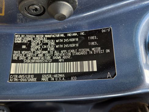Used 2017 Toyota Highlander XLE FWD image 21